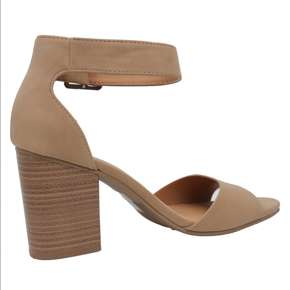 Tan Open Toe Ankle Strap Low Block Heel Sandal - Picture 3 of 3